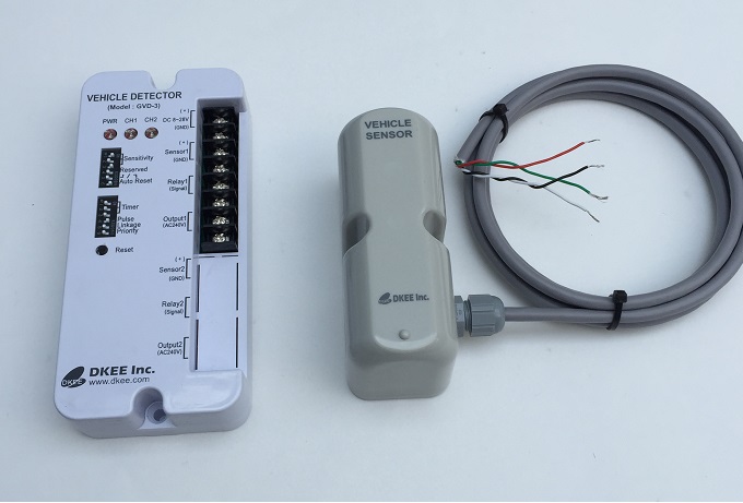 Loop coil-free vehicle detector 1 channel