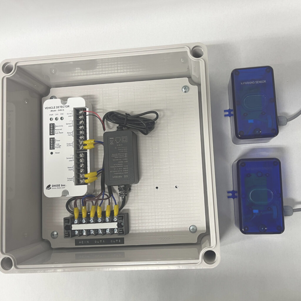 vehicle detector with 2CH assembled