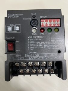vehicle detector